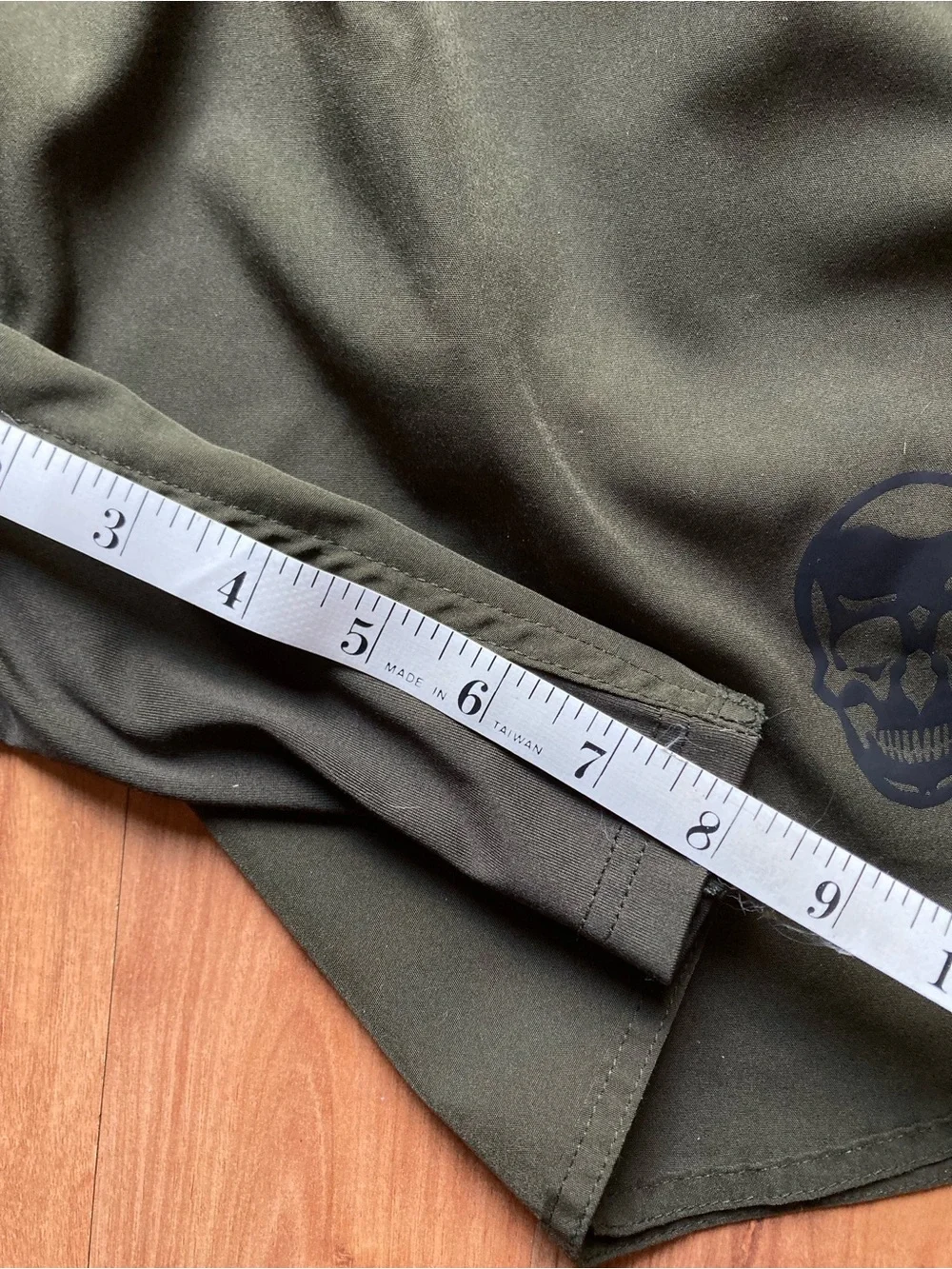 Gymreapers Mens XXL Olive Green Stretch Athletic Shorts Skull Logo 8” Inseam